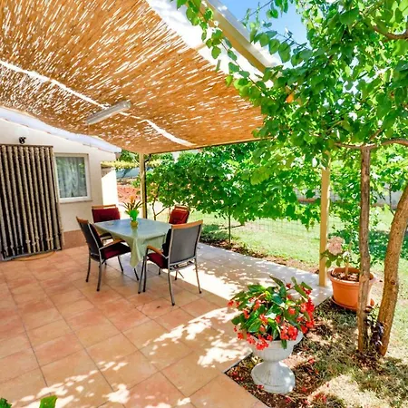 Apartment Nevija